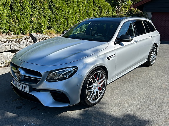Mercedes-Benz E63 5 of 30