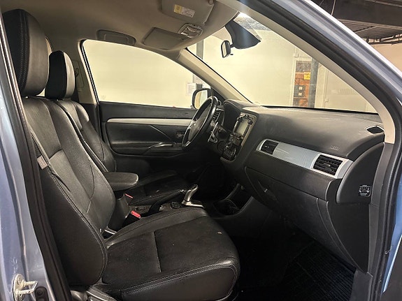 Mitsubishi Outlander 11 of 30
