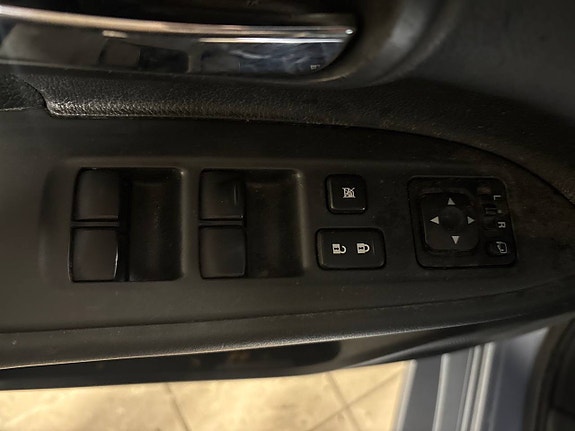 Mitsubishi Outlander 18 of 30