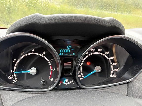 Ford Fiesta 13 of 17