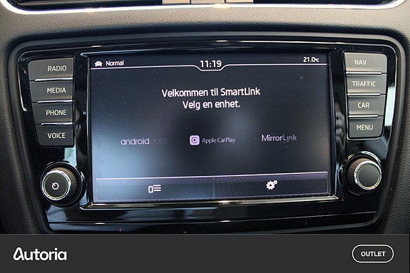 Skoda Octavia Scout 18 of 24