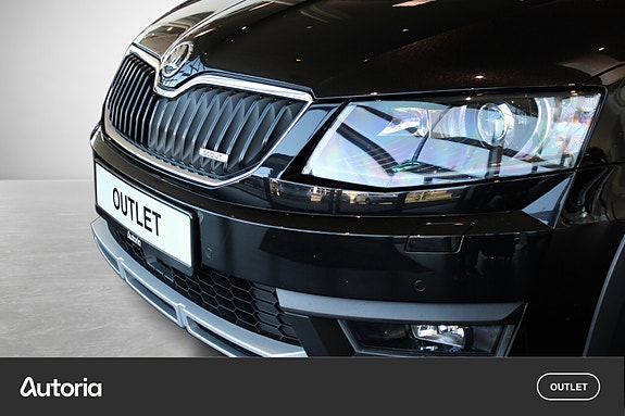Skoda Octavia Scout 7 of 24