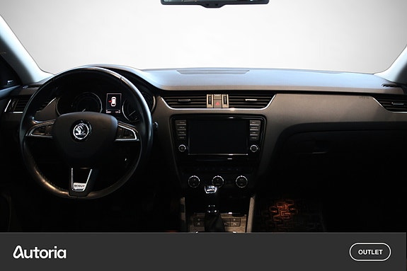 Skoda Octavia Scout 20 of 24