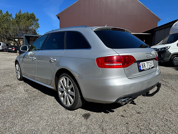 Audi A4 15 of 30