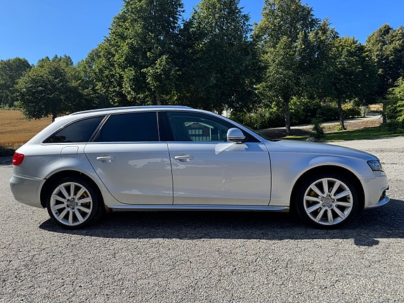 Audi A4 7 of 30