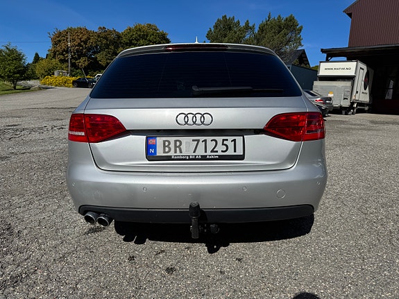 Audi A4 11 of 30