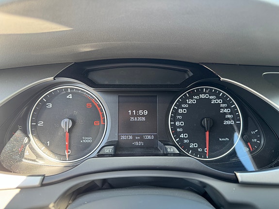 Audi A4 27 of 30