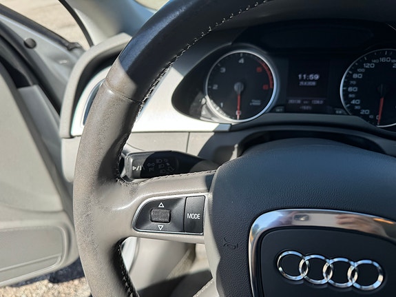 Audi A4 24 of 30