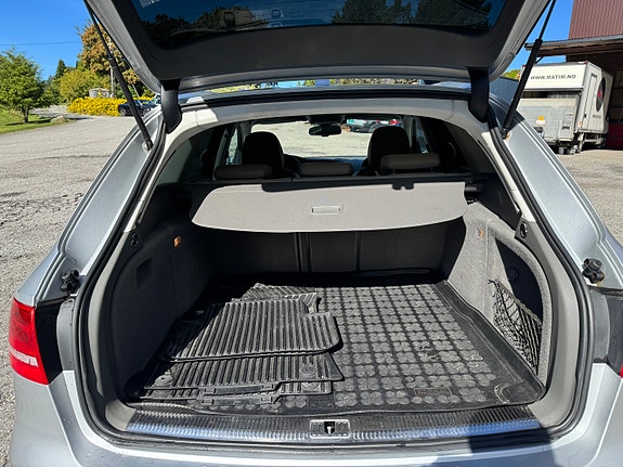 Audi A4 14 of 30