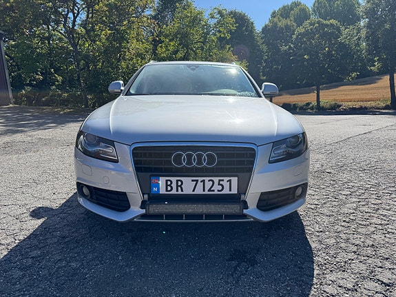 Audi A4 2 of 30