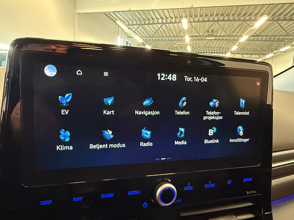 Hyundai IONIQ 21 of 30