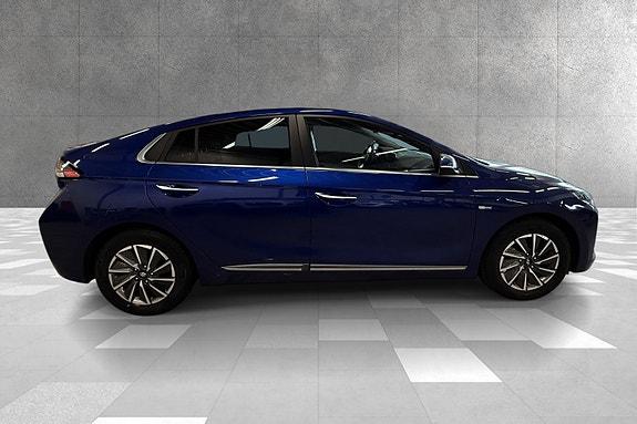 Hyundai IONIQ 9 of 30