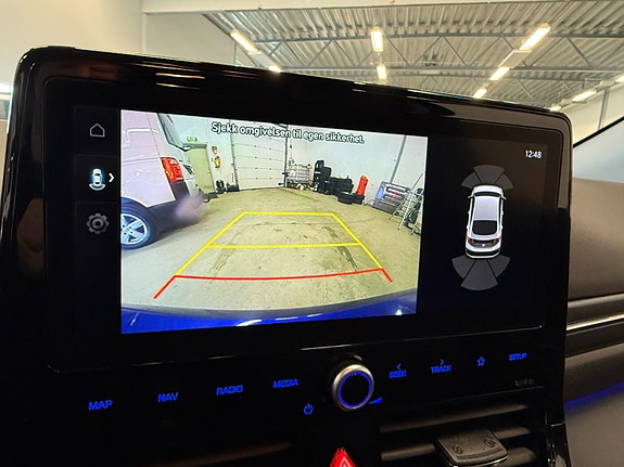 Hyundai IONIQ 20 of 30