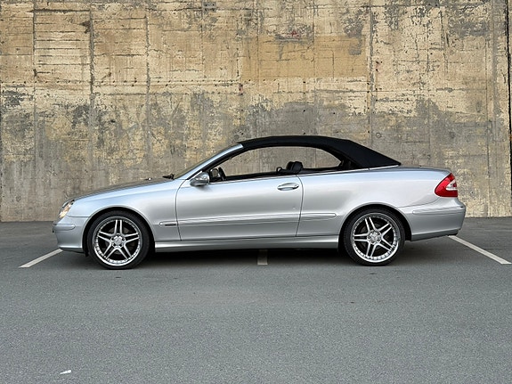 Mercedes-Benz CLK200 6 of 17