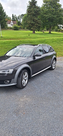Audi A4 allroad 12 of 19