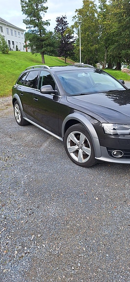 Audi A4 allroad 14 of 19