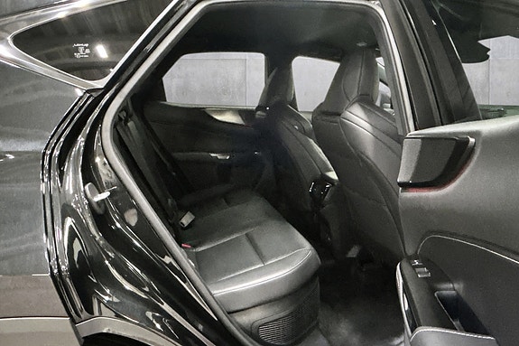 Lexus NX450h 16 of 25