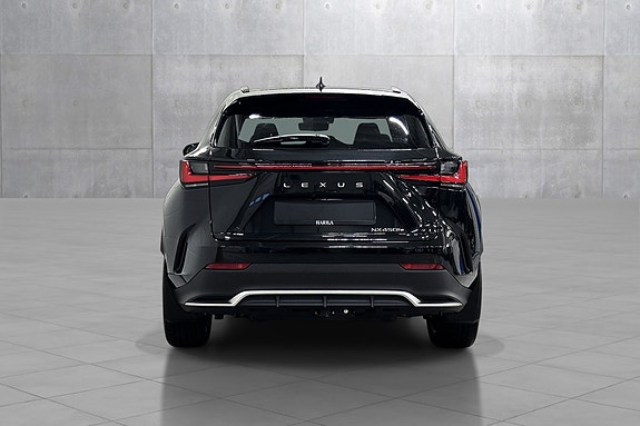 Lexus NX450h 4 of 25