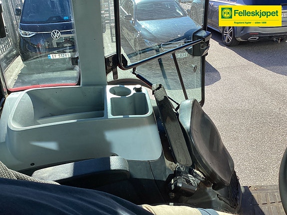 Valtra A134 8 of 8