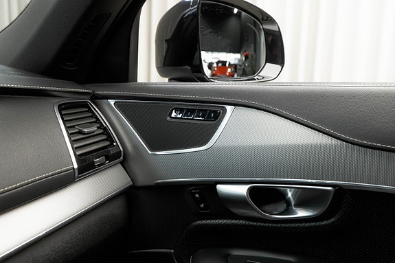 Volvo XC90 22 of 25