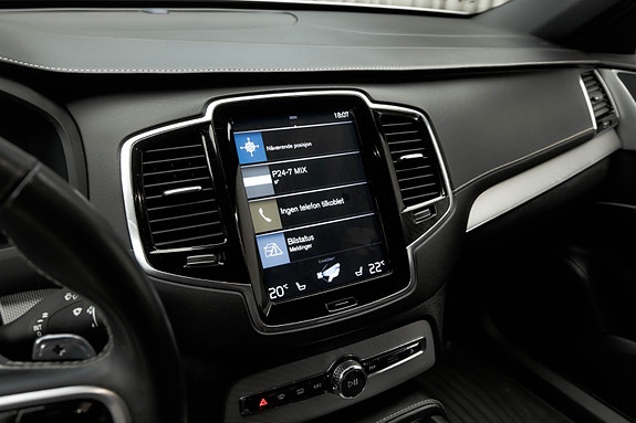 Volvo XC90 21 of 25