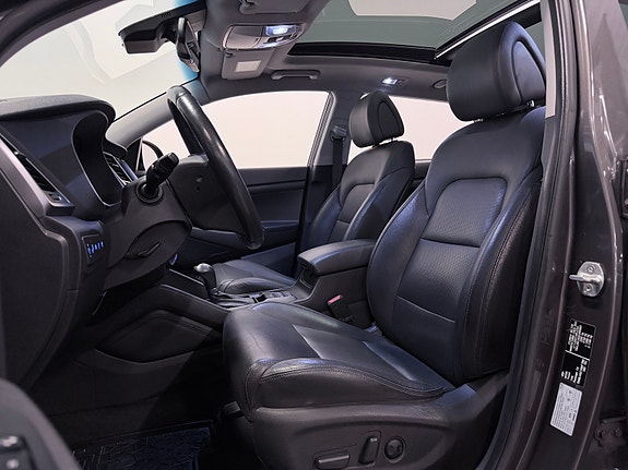 Hyundai Tucson 15 of 30