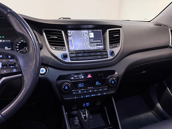 Hyundai Tucson 27 of 30