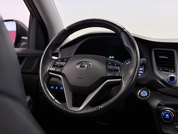 Hyundai Tucson 19 of 30