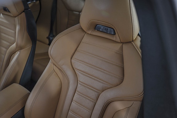 BMW i4 15 of 28