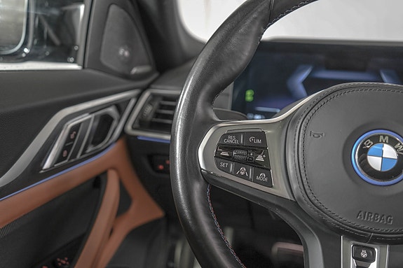 BMW i4 22 of 28