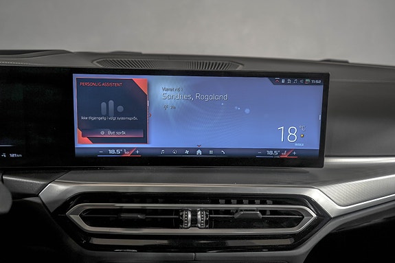 BMW i4 23 of 28