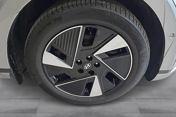 Hyundai Ioniq 5 25 of 25