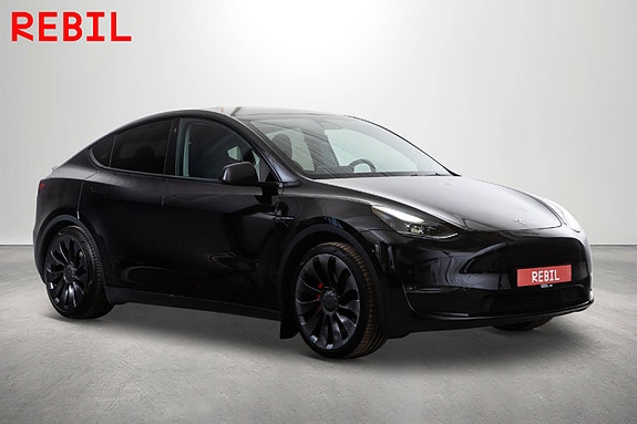 Tesla Model Y 4 of 27