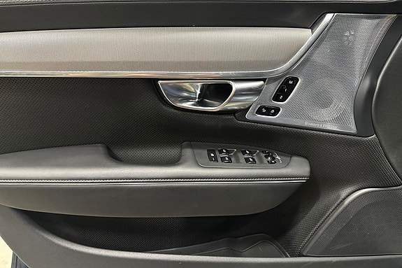 Volvo V90 11 of 30