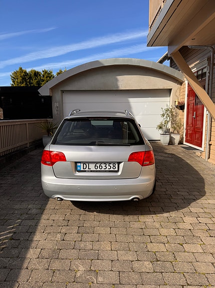Audi A4 12 of 30