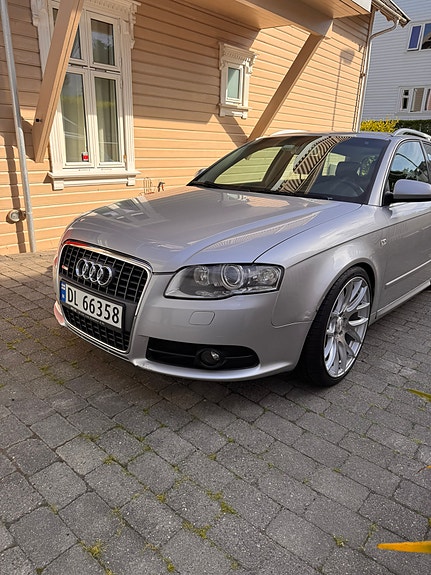 Audi A4 3 of 30