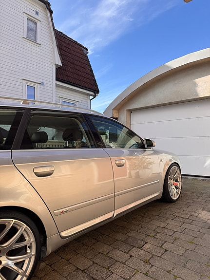 Audi A4 7 of 30
