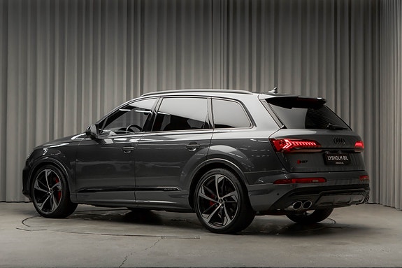 Audi SQ7 10 of 30