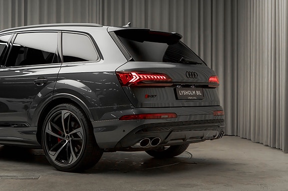 Audi SQ7 11 of 30