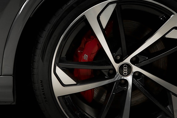 Audi SQ7 4 of 30