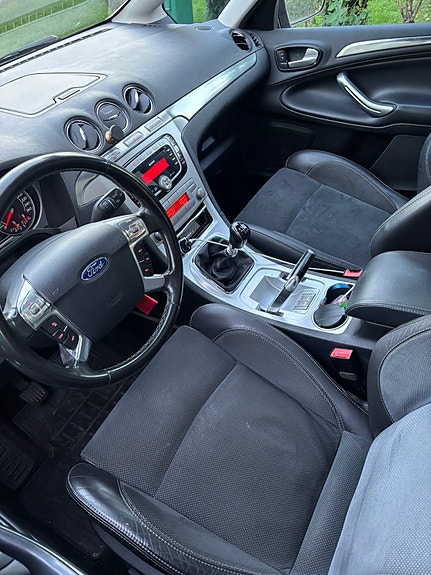 Ford S-MAX 18 of 22