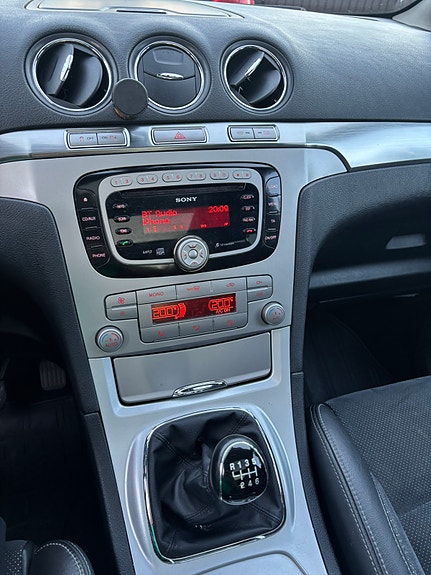 Ford S-MAX 5 of 22