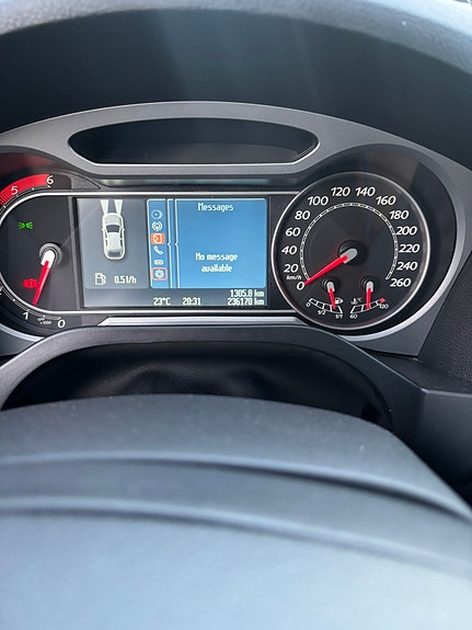 Ford S-MAX 19 of 22