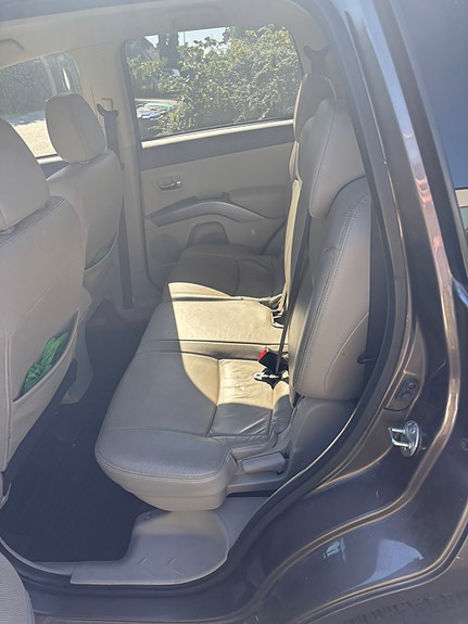Mitsubishi Outlander 8 of 19