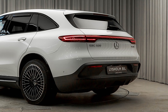 Mercedes-Benz EQC400 9 of 30