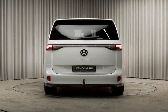 Volkswagen ID. Buzz 9 of 18