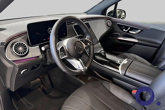 Mercedes-Benz EQE SUV 13 of 22
