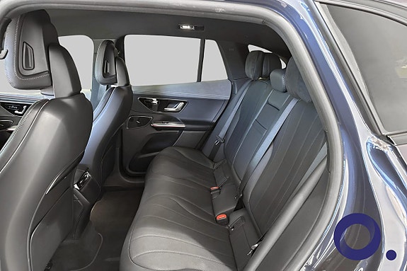 Mercedes-Benz EQE SUV 11 of 22