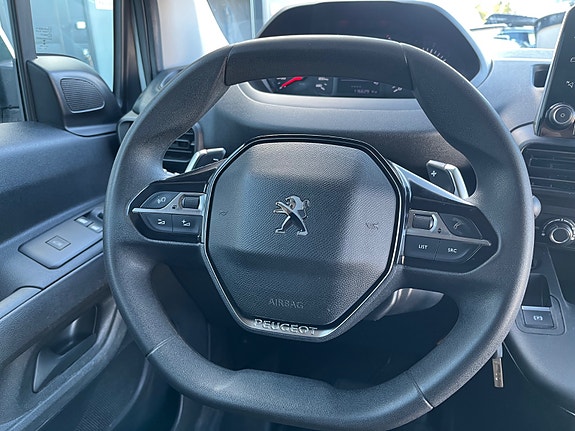 Peugeot Partner 12 of 30