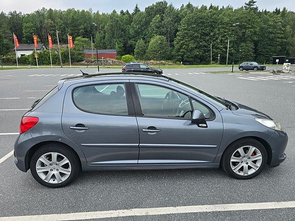 Peugeot 207 2 of 23